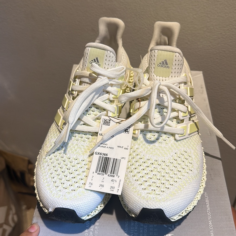 Adidas ultra 4D size 7.5 lemon Nwt - Picture 3 of 7
